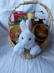 Danas_Gift_Creations_Birthday_Basket